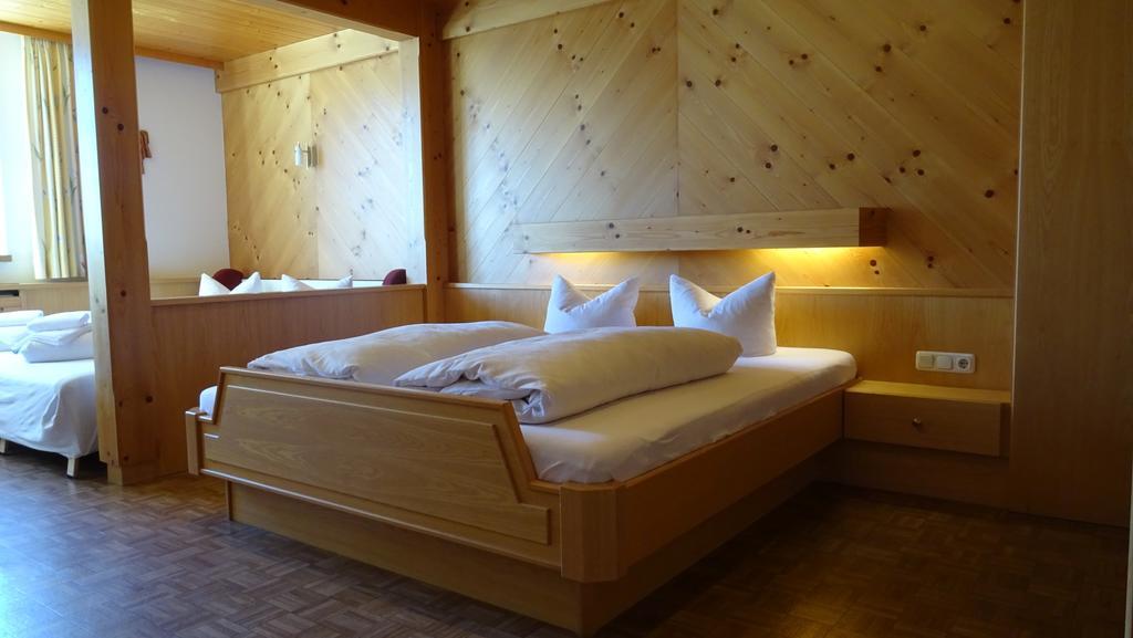 Pension Edelweiss Дамульс Экстерьер фото